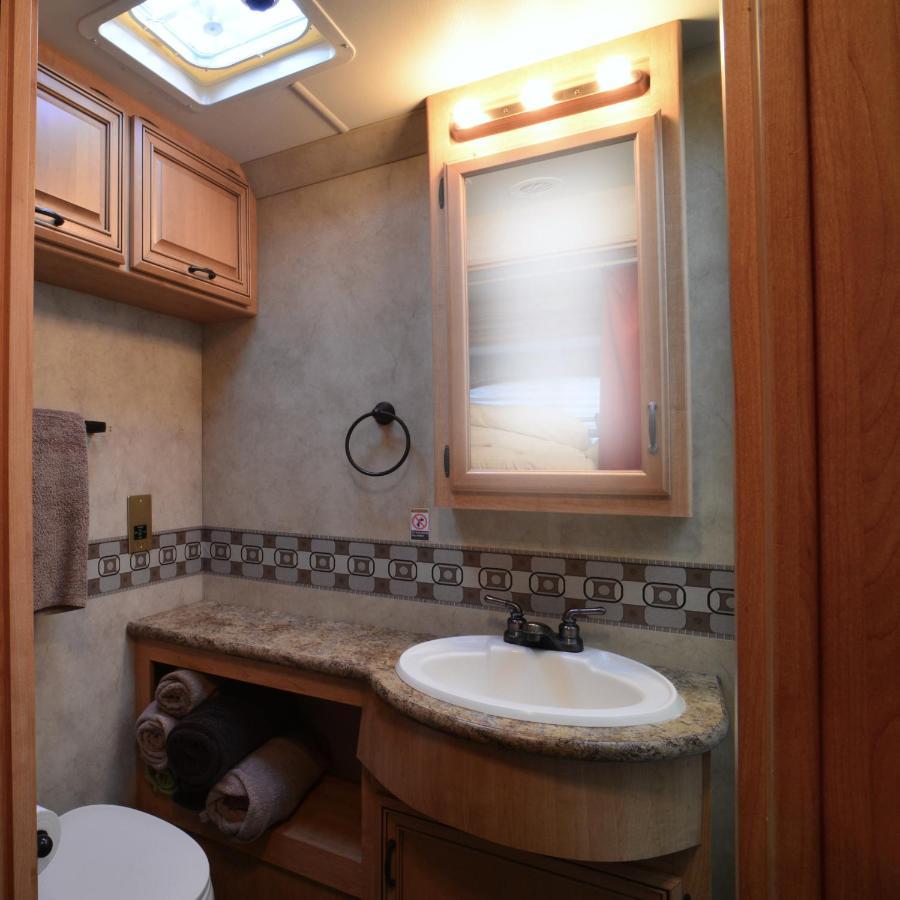 Luxury American Rv With Hot Tub West Chiltington Dış mekan fotoğraf