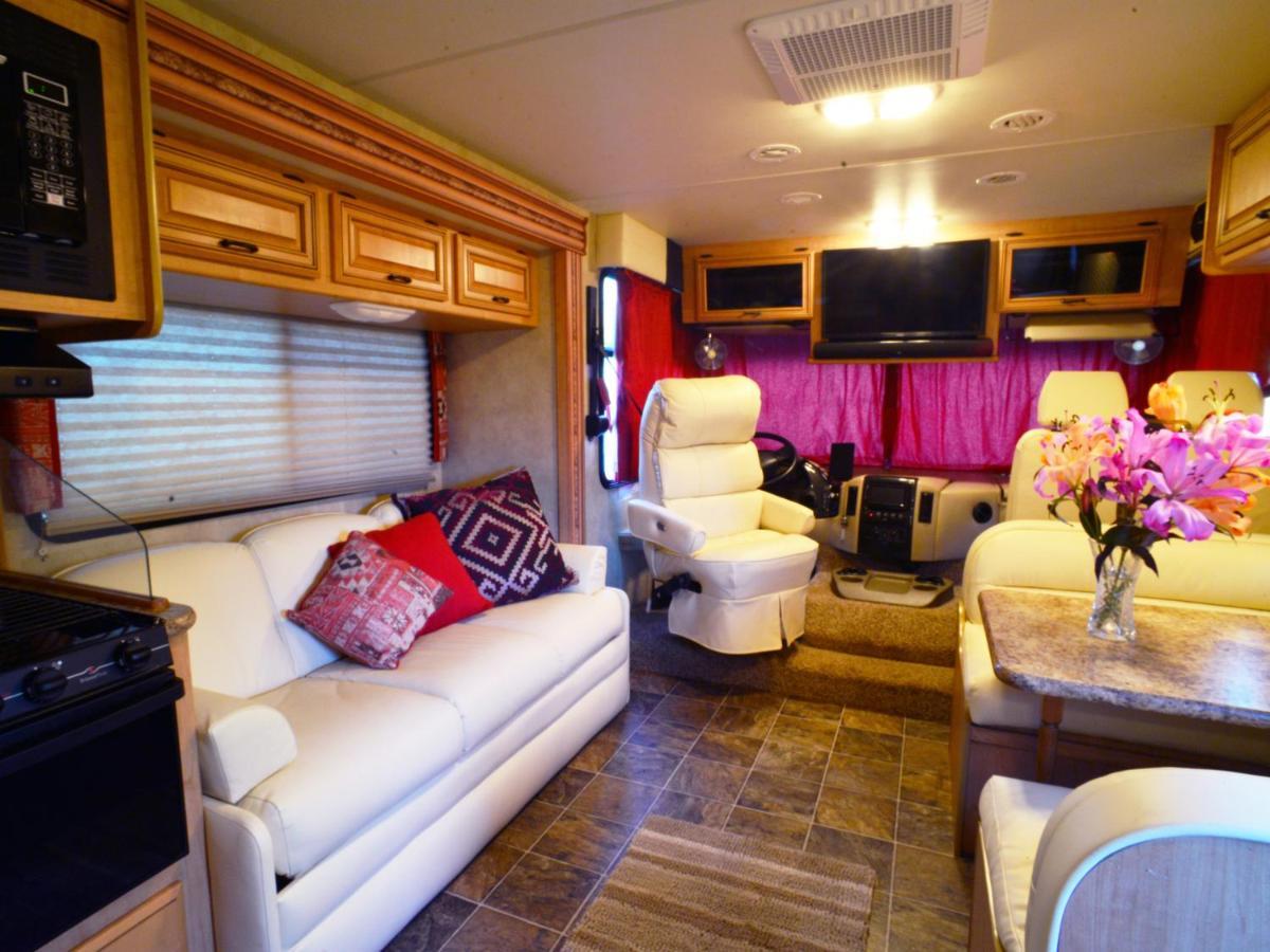 Luxury American Rv With Hot Tub West Chiltington Dış mekan fotoğraf
